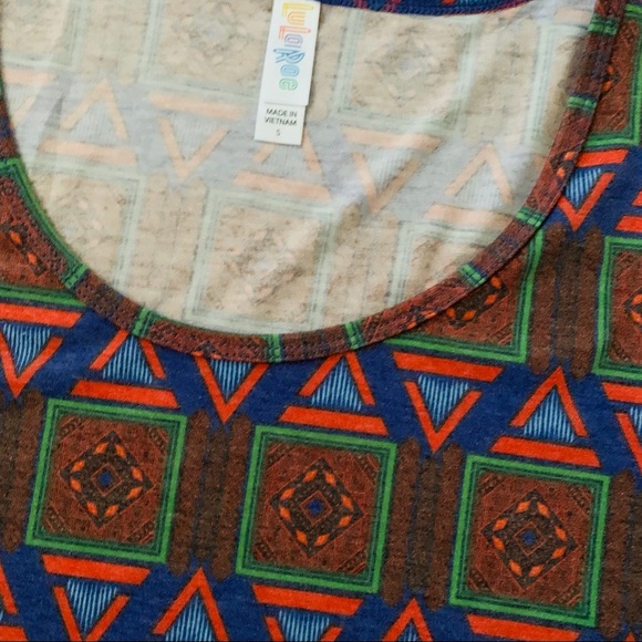 Lularoe Classic Tee In Colorful Patterned Small - Picture 2 of 2